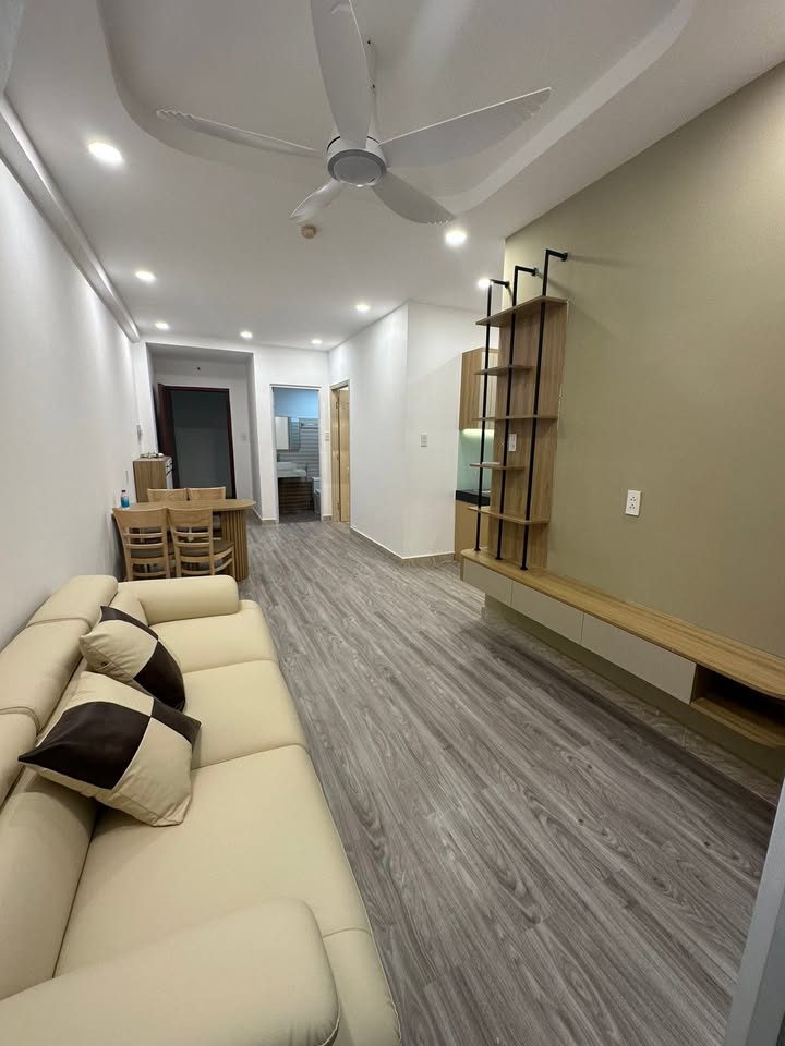 Căn hộ Hoàng Quân Vĩnh Hòa Nha Trang 2PN 2WC giá 8 triệu - Full nội thất mới tinh!