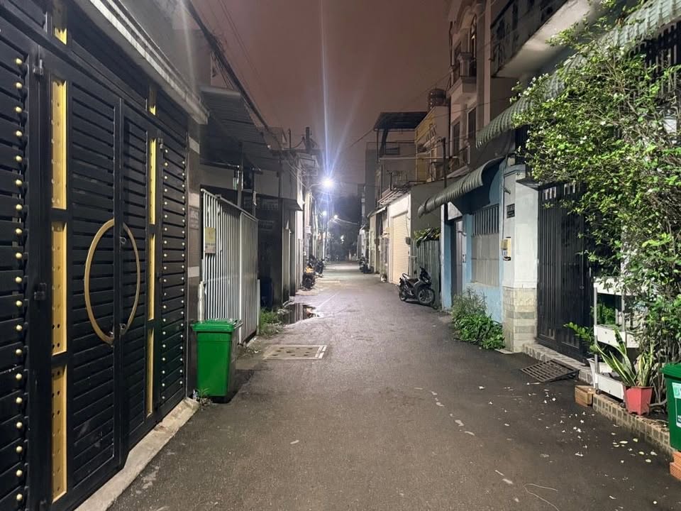 Đất nền Phạm Văn Đồng, Thủ Đức 56.1m² giá 5 tỷ - Sổ đỏ chính chủ, ô tô vào tận nơi!