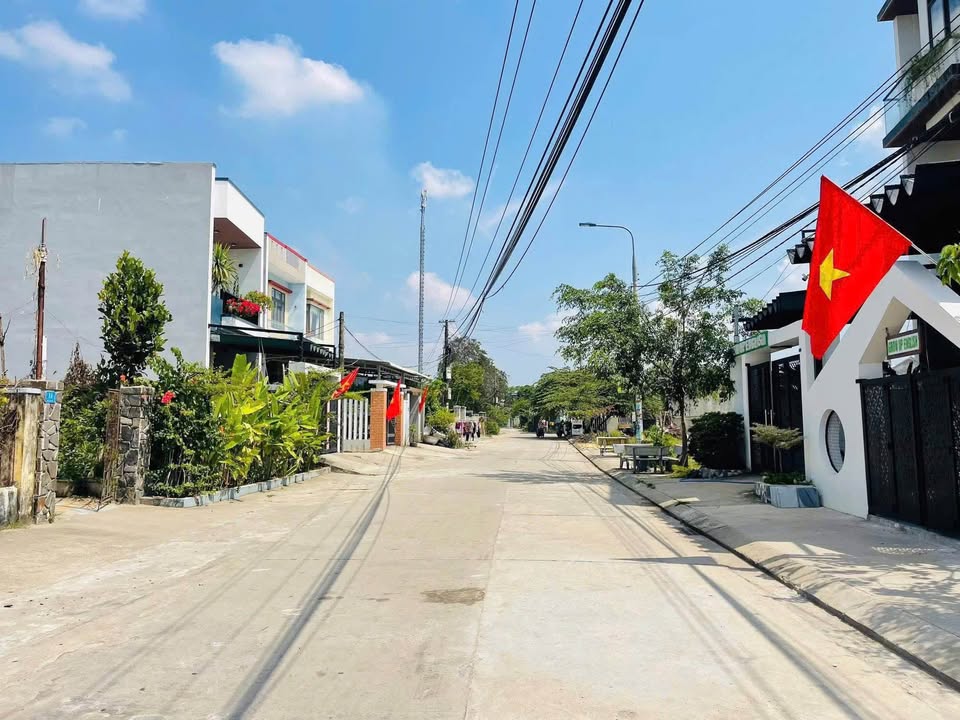 Đất tái định cư Sala Điện Thắng Bắc 140m² giá 2.15 tỷ - Hướng Tây, vị trí đẹp!