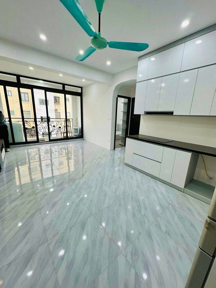 Chung cư N2 Thịnh Liệt, Hoàng Mai 80m² giá 5 tỷ - Sổ đỏ chính chủ, vào ở ngay!