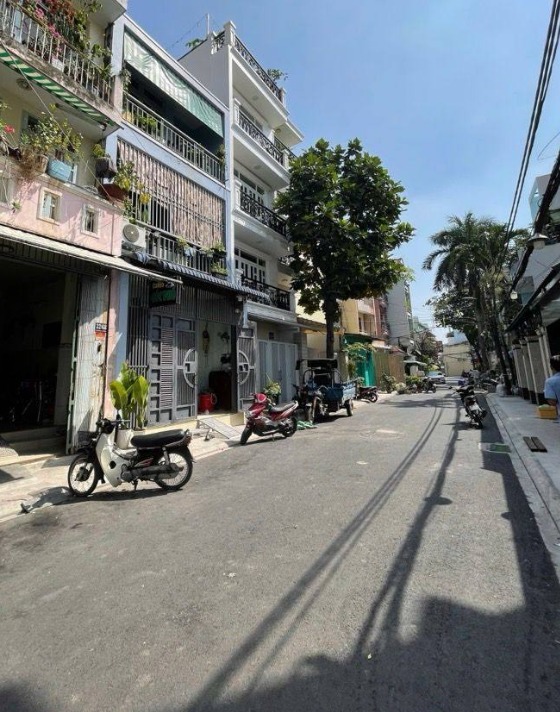 Nhà 3 Tầng Quốc Lộ 1K Thủ Đức 66m² giá chỉ 5.3 tỷ - Pháp lý minh bạch!