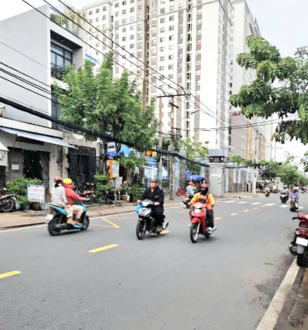 Nhà phố Lê Thị Hoa Thủ Đức 71m² giá 4.7 tỷ - Mặt tiền kinh doanh sầm uất!