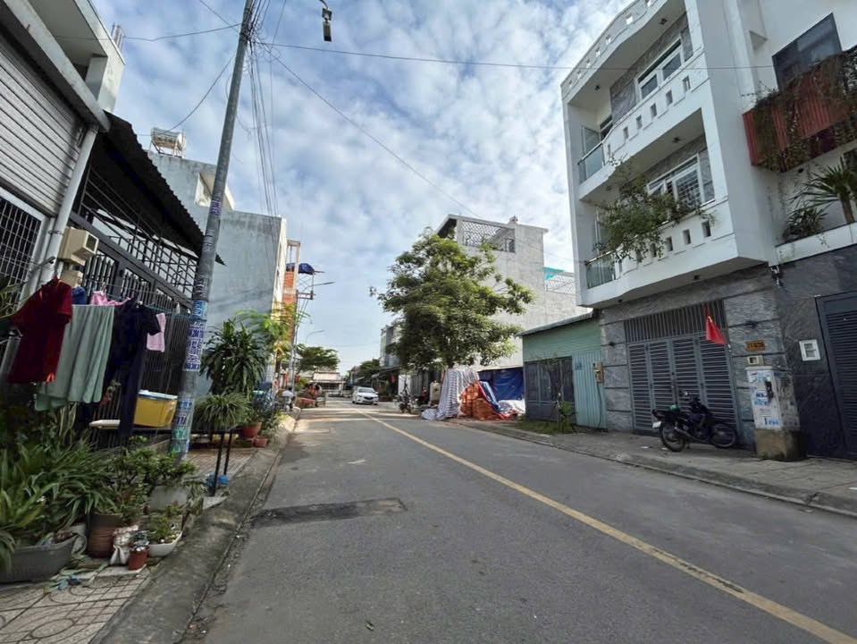 Đất thổ cư An Phú Đông 59m² giá 4.3 tỷ - Vị trí đẹp, xây dựng tự do!