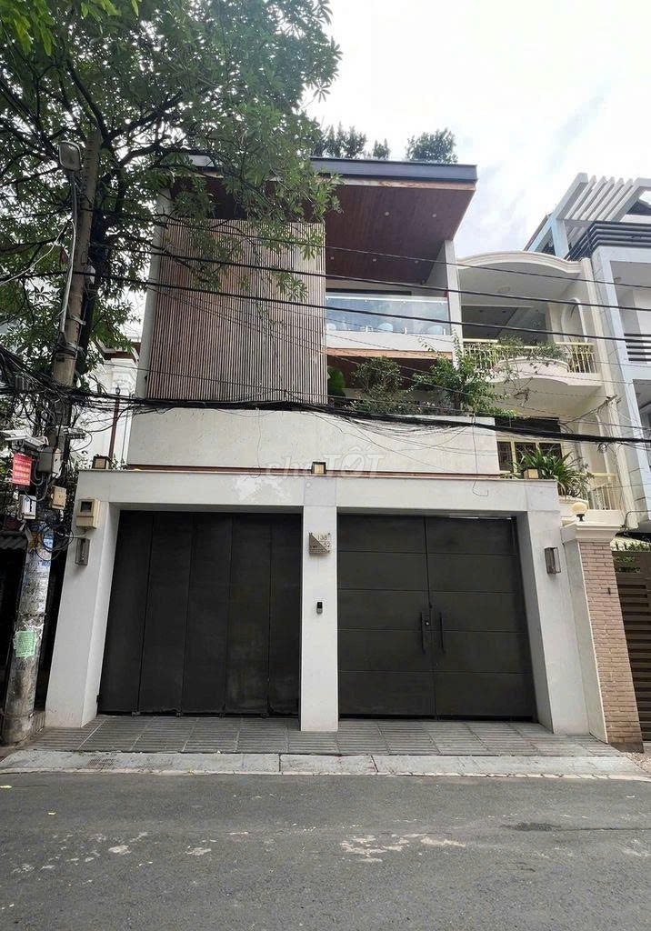 Nhà cho thuê 5 phòng ngủ đường Huyền Trân Công Chúa, Đà Lạt giá 18 triệu - Sẵn sàng kinh doanh!