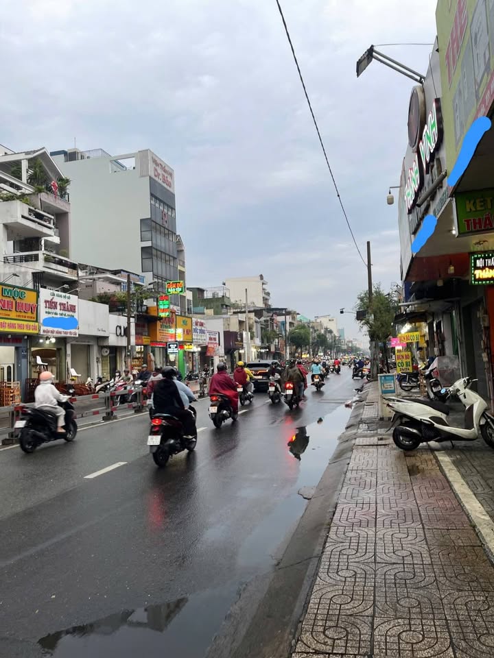 Nhà mặt tiền Trường Chinh, Tân Bình 68m² giá 17.5 tỷ - Kinh doanh sầm uất!