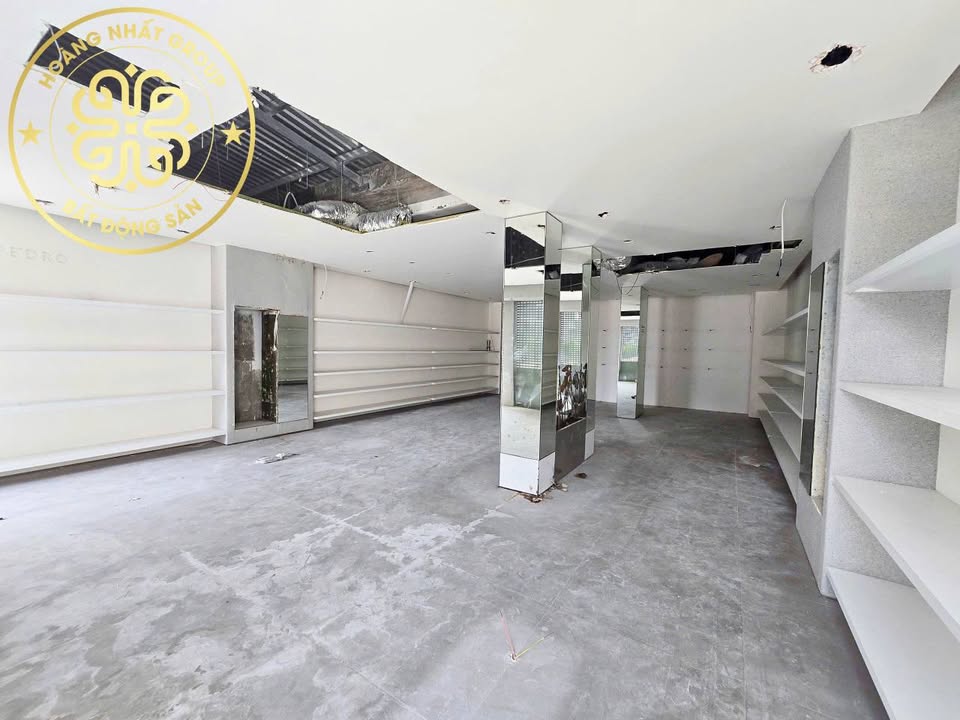 Nhà 2 mặt tiền Trần Hưng Đạo, Cà Mau 300m² - Đầu tư sinh lời tuyệt vời!