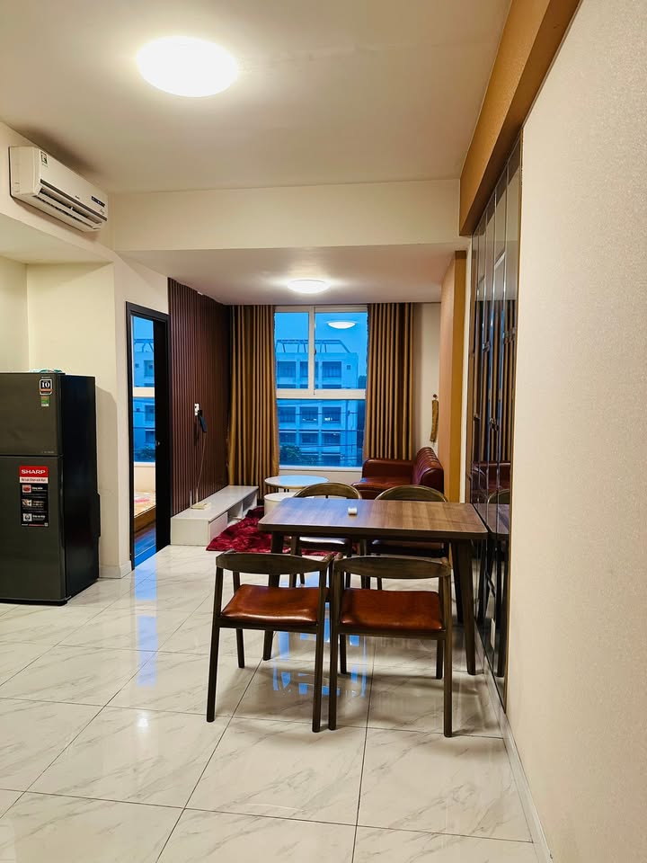 Căn hộ Luxury Residence Thuận An 60m² giá 7 triệu - View đẹp, đầy đủ nội thất!