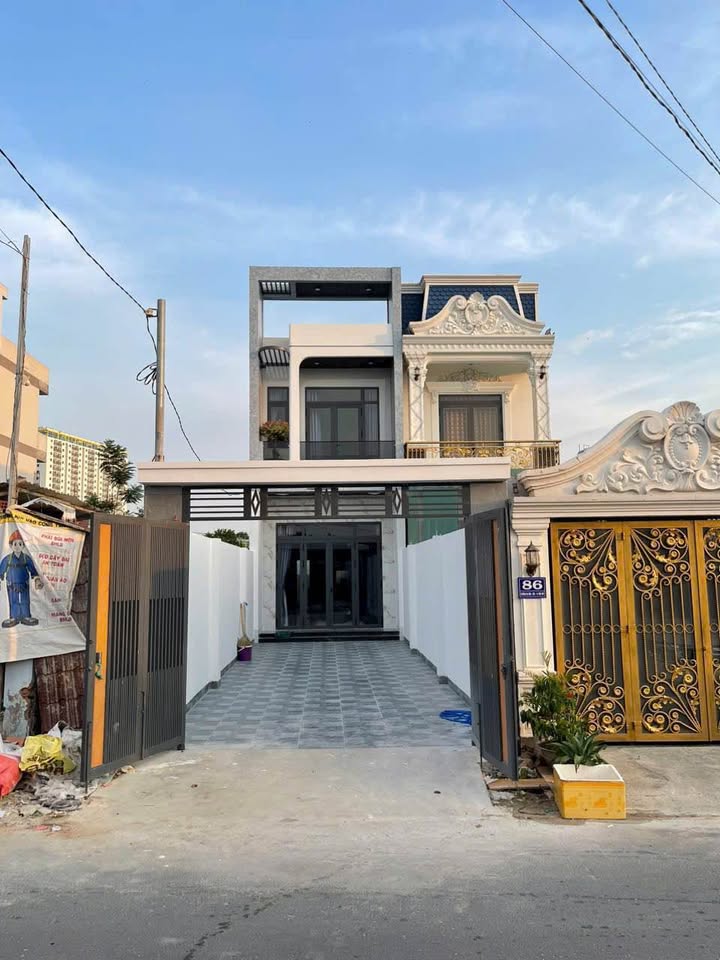 Nhà mặt tiền đường DX 039, Phú Mỹ, 120m² giá 4.7 tỷ - Full nội thất mới 99%!