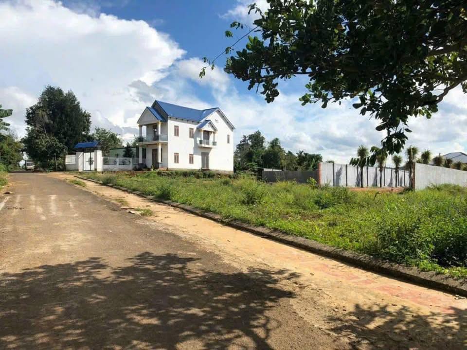 Đất nền Ea Kao, Buôn Ma Thuột 222m² giá 1.55 tỷ - Lô góc 2 mặt tiền tuyệt đẹp!