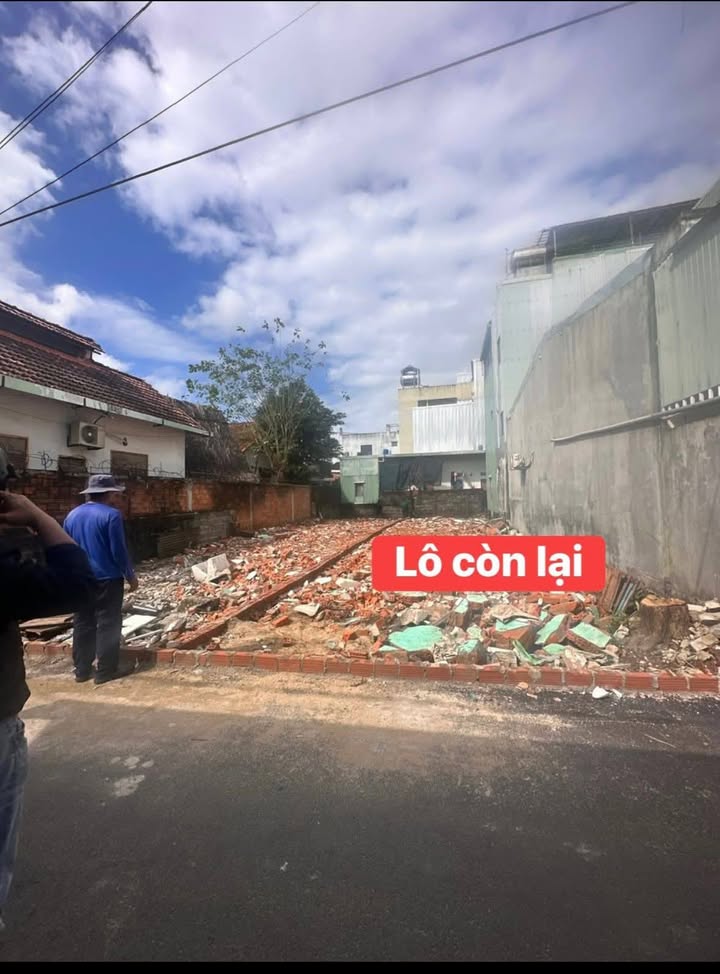 Nhà phố Liên Chiểu Đà Nẵng 114m² giá 4.45 tỷ - Hàng hiếm với kiệt ô tô!