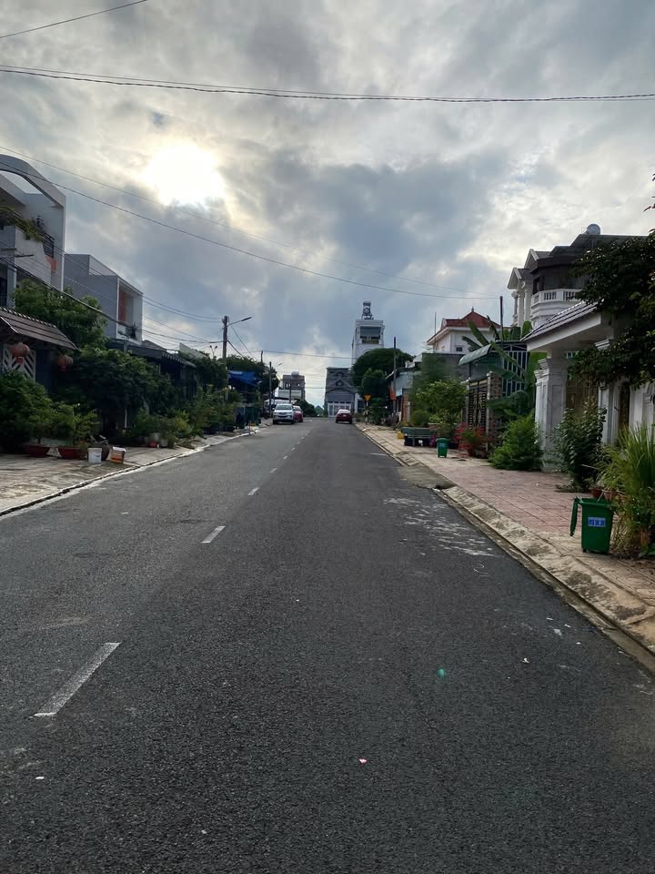 Nhà TDC Tân Phú Đồng Nai 118m² giá 2.25 tỷ - Chính chủ bán gấp!