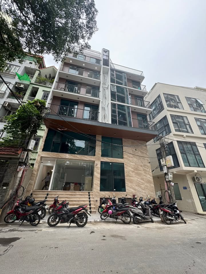 Cho thuê mặt bằng kinh doanh Ngõ 376 Đường Bưởi 70m² giá 25 triệu - Ô tô đỗ cửa, mặt tiền rộng!