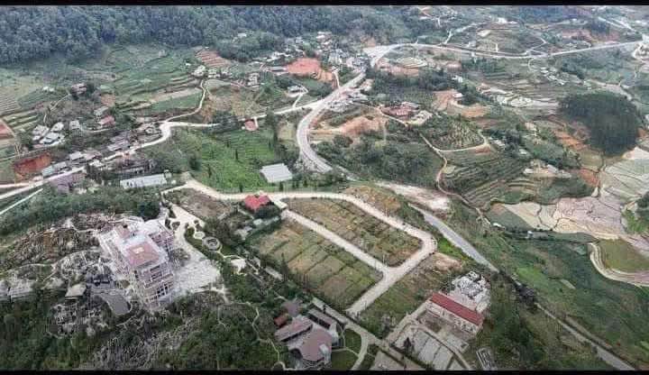 Đất Tái Định Cư Tả Phìn, Sa Pa 150m² giá 2.55 tỷ - Vị trí đắc địa chỉ 5 phút đến trung tâm!