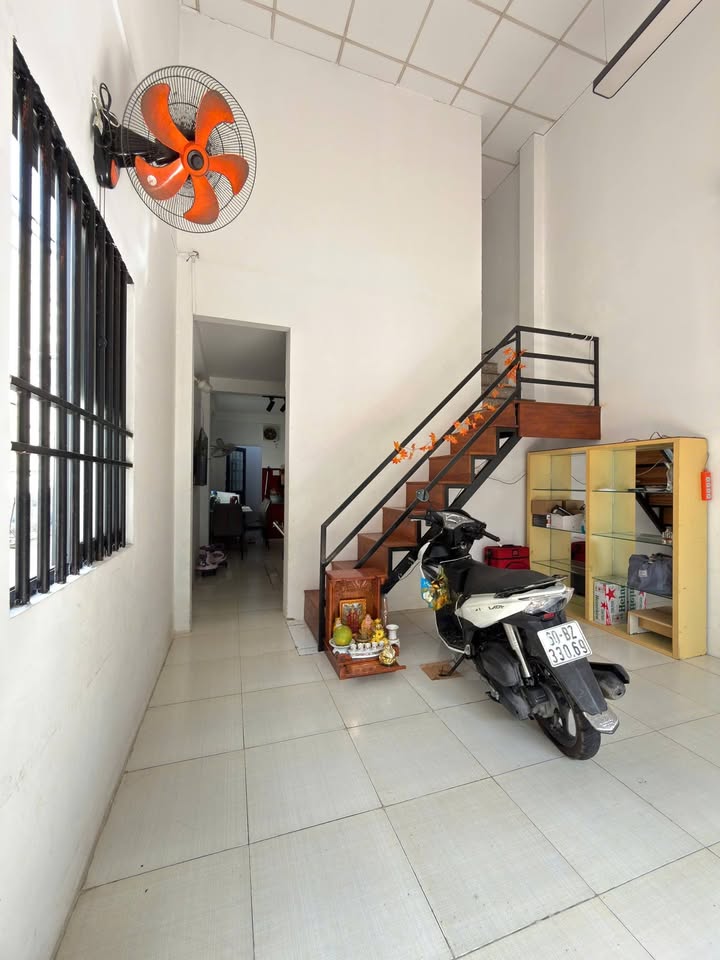 Nhà phố Dĩ An 52m² giá 1.39 tỷ - Chính chủ bán, có thể kinh doanh nhỏ!