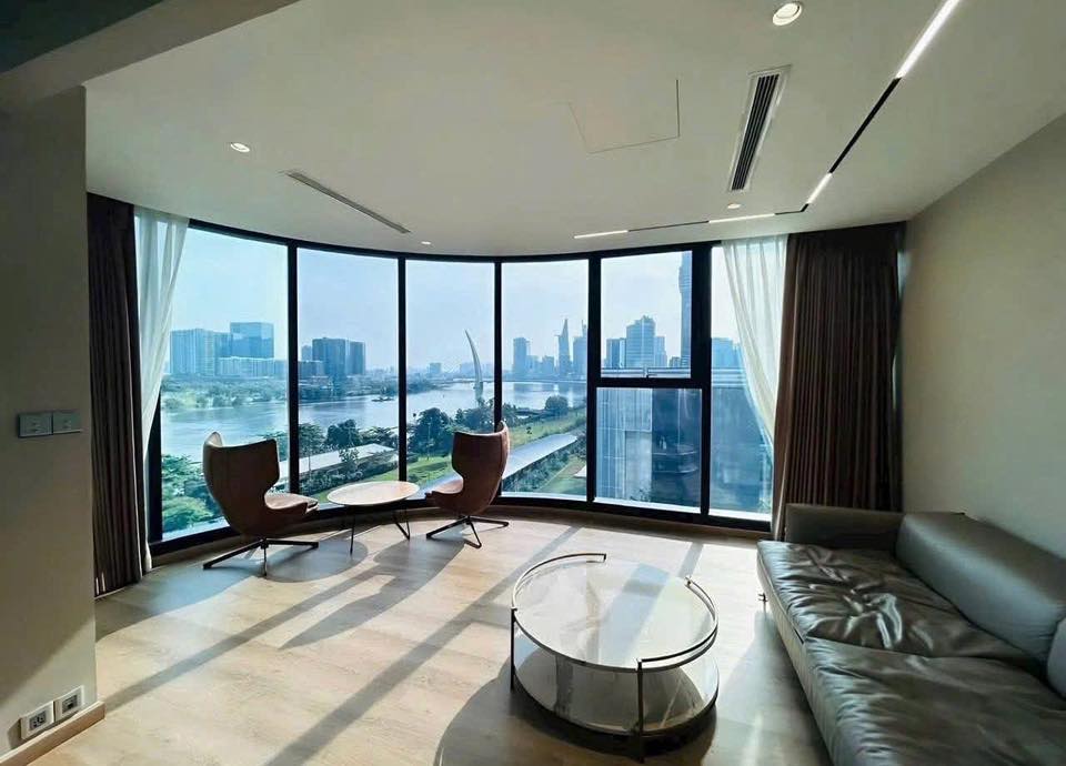 Căn hộ 3PN Vinhomes Bason Quận 1 giá 39.5 tỷ - Thiết kế sang trọng, view đẹp!
