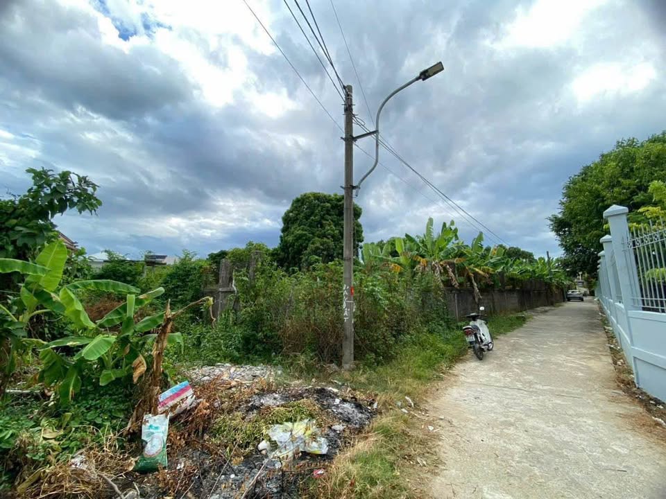 Đất nền Phú Thượng, Huế 152.4m² giá chỉ 2.5 tỷ - Vị trí đắc địa ngay sân bóng Lại Thế!