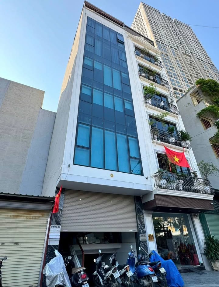 Mặt phố Chiến Thắng Hà Đông 60m² giá 20 tỷ - Kinh doanh đẳng cấp!