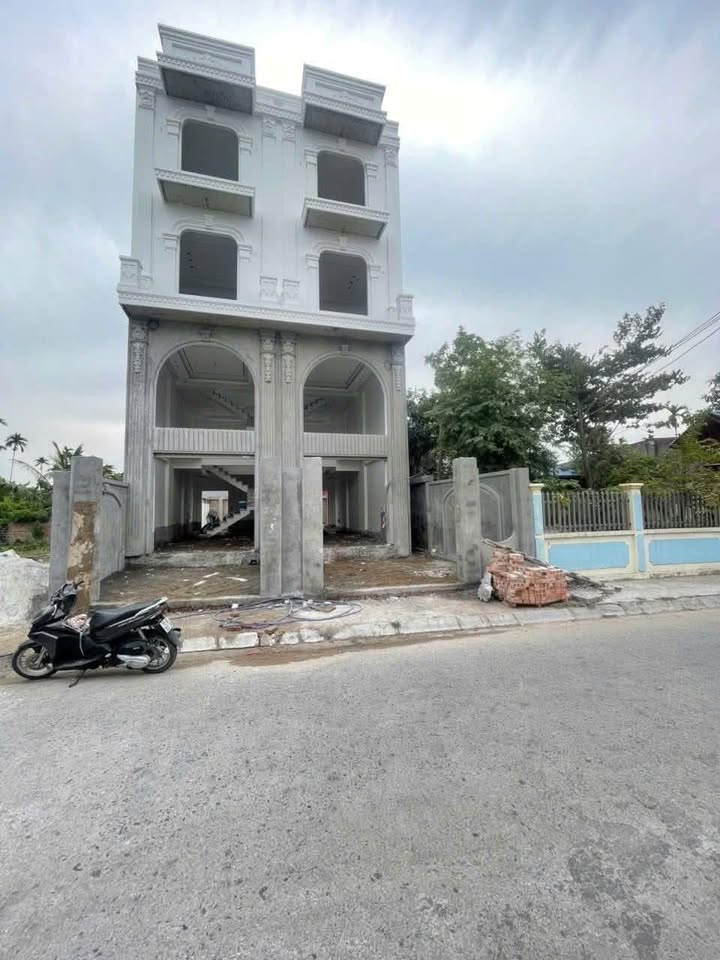 Nhà mặt đường Đa Phúc, Dương Kinh 81m² giá 4 tỷ - Kinh doanh thuận lợi!