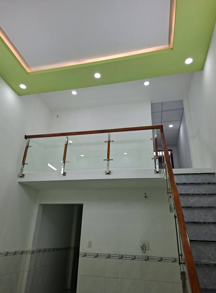 Nhà phố Dĩ An 52m² giá 1.38 tỷ - Thiết kế hiện đại, sẵn sàng vào ở!