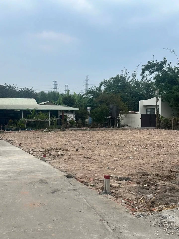 Đất nền Phú Mỹ, Thủ Dầu Một 132m² chỉ 900 triệu - Sổ đỏ chính chủ, hỗ trợ vay nhanh!