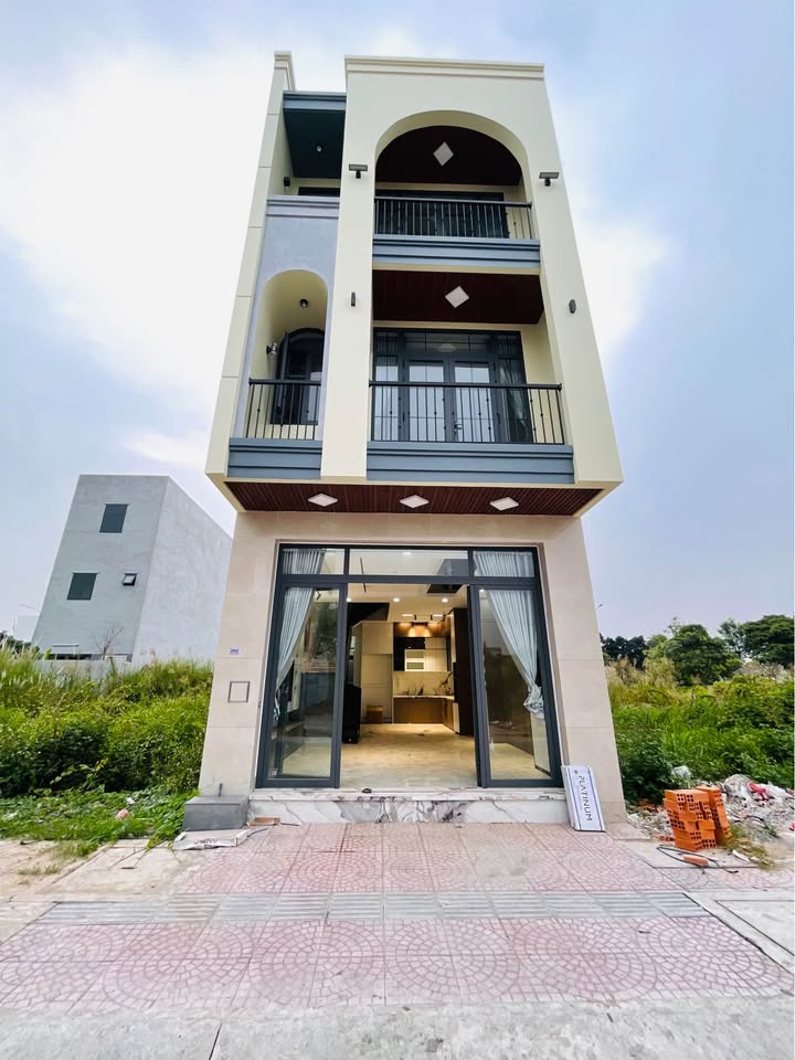 Nhà riêng The Sol City Cần Giuộc 75m² giá 4.49 tỷ - Sẵn sàng vào ở ngay!