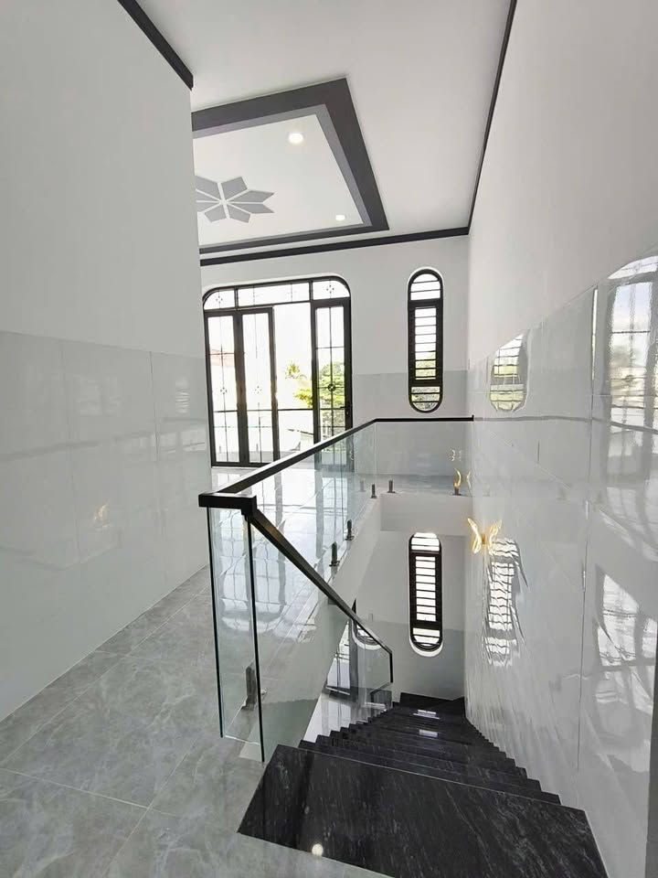 Nhà Lầu Hiện Đại Phường Tân Ninh Tây Ninh 140m² giá 3.14 tỷ - Sẵn sàng vào ở!