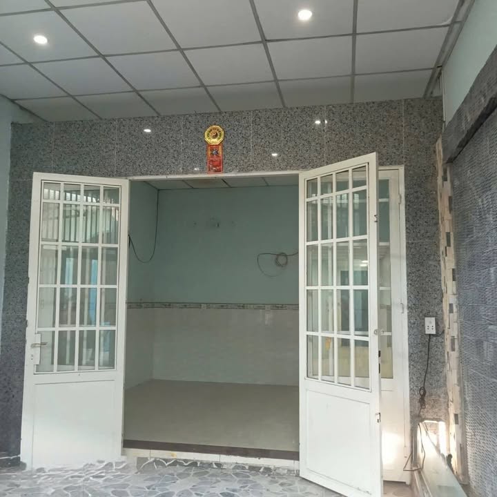 Nhà cho thuê đường Số 10, Thủ Đức 80m² giá 6 triệu - Tiện nghi đầy đủ, gần chợ và trường học!