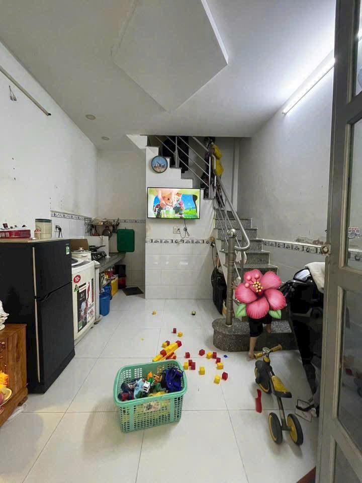 Nhà riêng Ấp 1, Vĩnh Lộc B 17m² giá 670 triệu - Khu dân cư yên tĩnh!