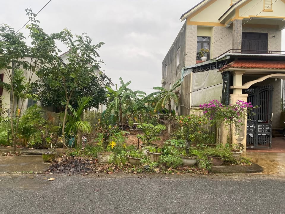 Đất nền Lê Thế Tiết, Triệu Phong 139.2m² giá 800 triệu - Vị trí đắc địa, tiện ích đầy đủ!