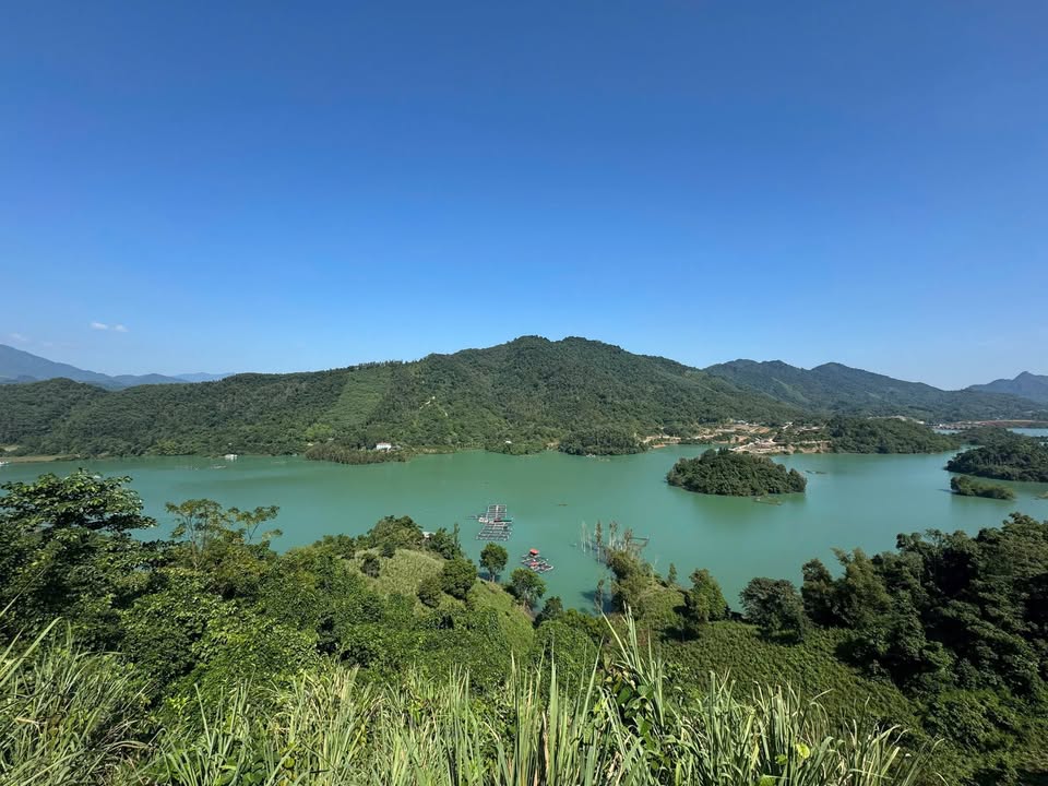 Đất ven hồ Thung Nai 8.488m² giá thỏa thuận - Tiềm năng đầu tư lớn!