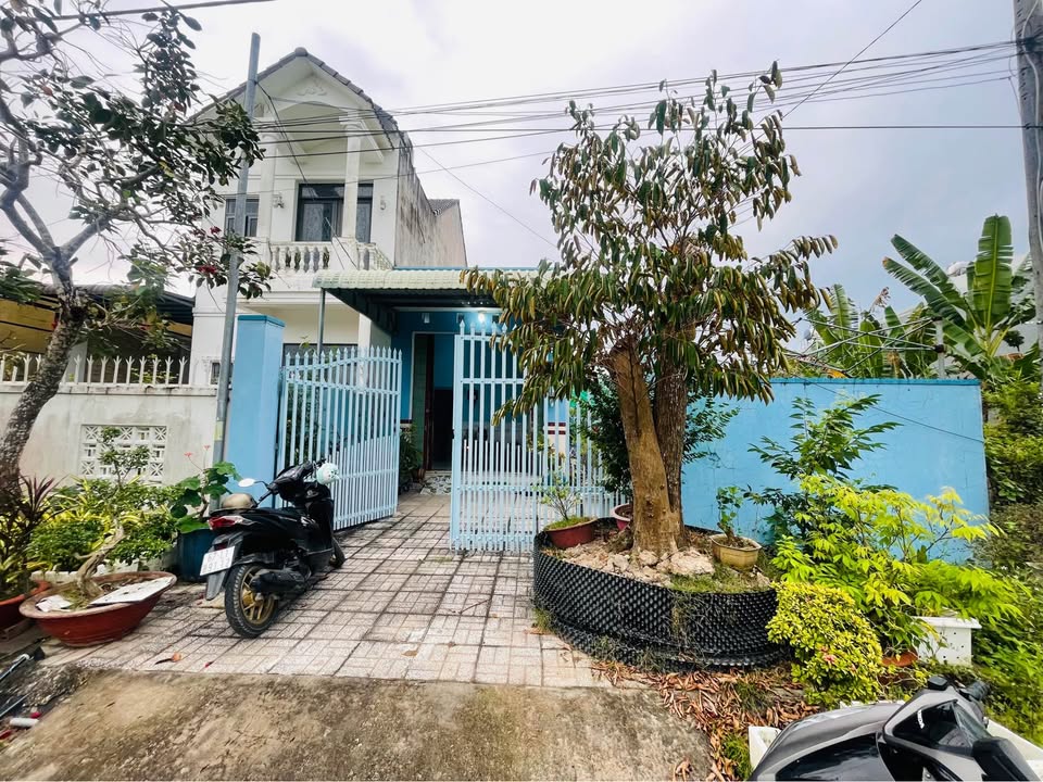 Nhà cấp 4 KDC Làng Giáo Viên, Long Xuyên 136m² giá 1 tỷ - Cơ hội vàng cho gia đình bạn!