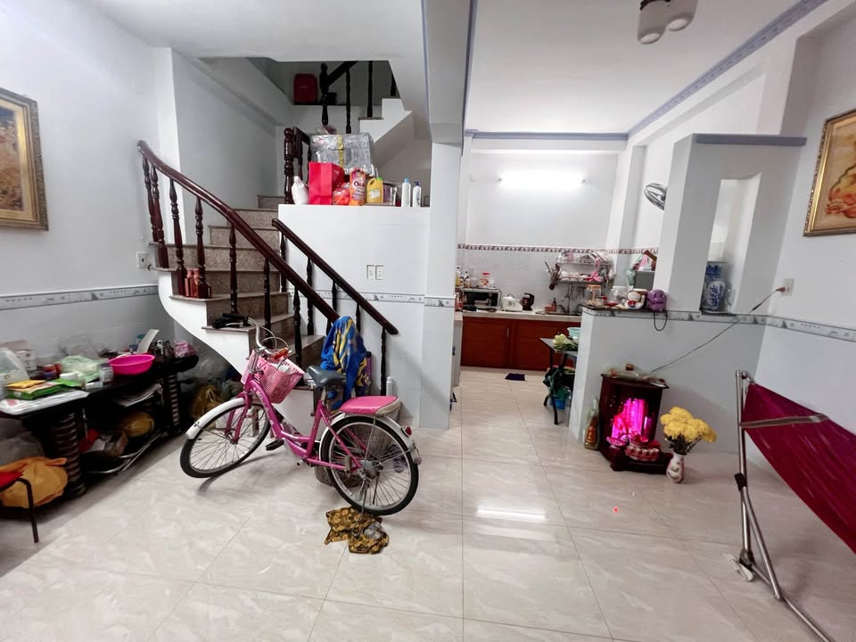 Nhà phố Âu Dương Lân, Quận 8, 32m² giá 3.9 tỷ - Sổ hồng riêng, chính chủ bán!