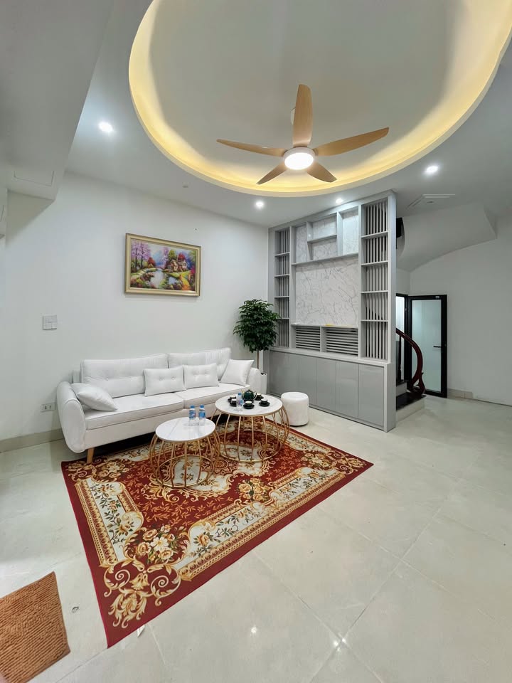 Nhà riêng Trần Cung, Bắc Từ Liêm 35m² giá thỏa thuận - Lô góc thoáng mát, đầy đủ nội thất!