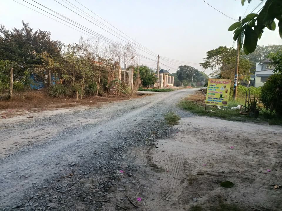 Nhà riêng Hòa Thành, Tây Ninh 871m² giá 2.1 tỷ - Đầu tư sinh lời ngay!