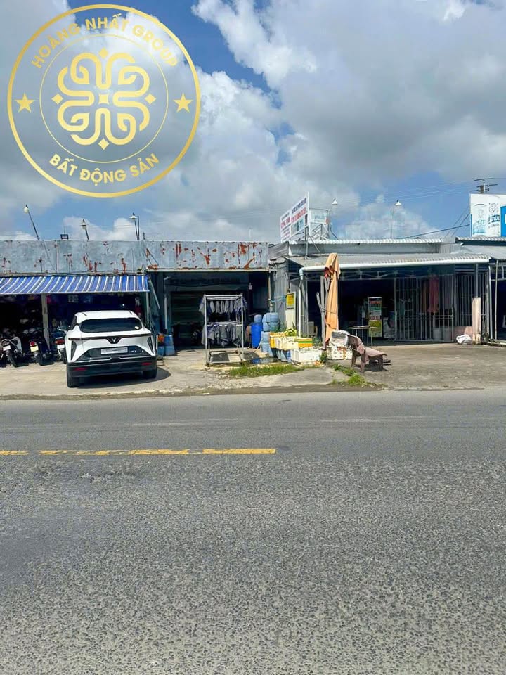 Đất nền QL1A, Cái Nước, Cà Mau - 400m² giá 1.8 tỷ - Cơ hội đầu tư sinh lời!