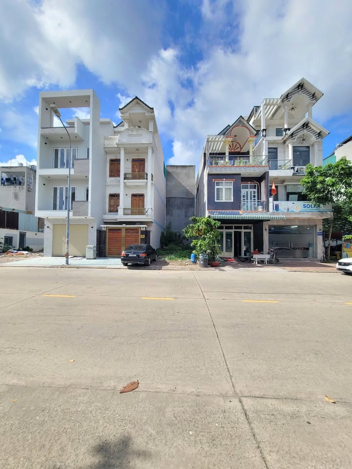 Đất đường D1 KDC Sóng Thần B, Dĩ An 75m² giá 5 tỷ - Phù hợp kinh doanh!