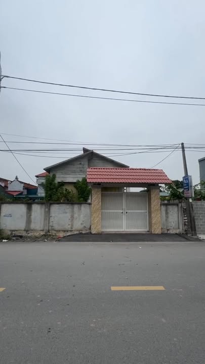 Nhà mới xây Chính Nghĩa Kim Động 220m² giá 6 tỷ - Sẵn sàng vào ở ngay!