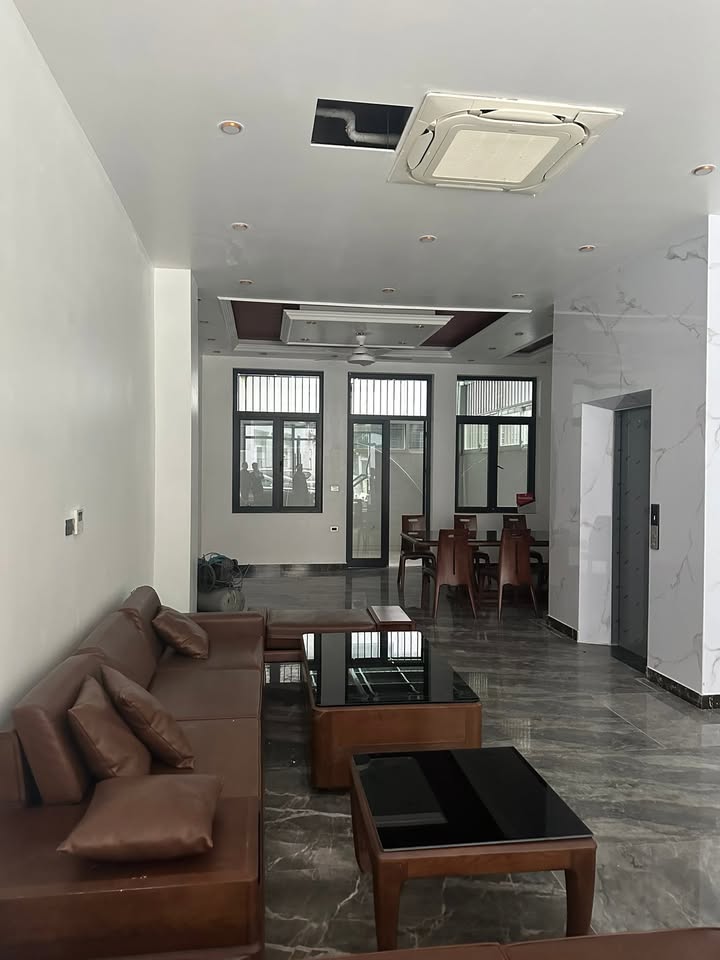 Townhouse Monbay Hạ Long 120m² giá thỏa thuận - Chính chủ cần bán gấp!