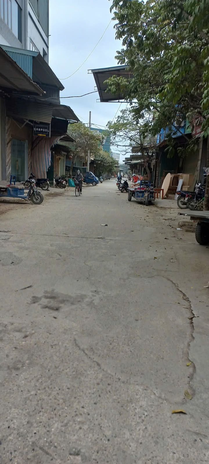 Nhà hai tầng mặt tiền thoáng tại Thạch Xá 120m² - Sổ đỏ chính chủ, giá thỏa thuận!