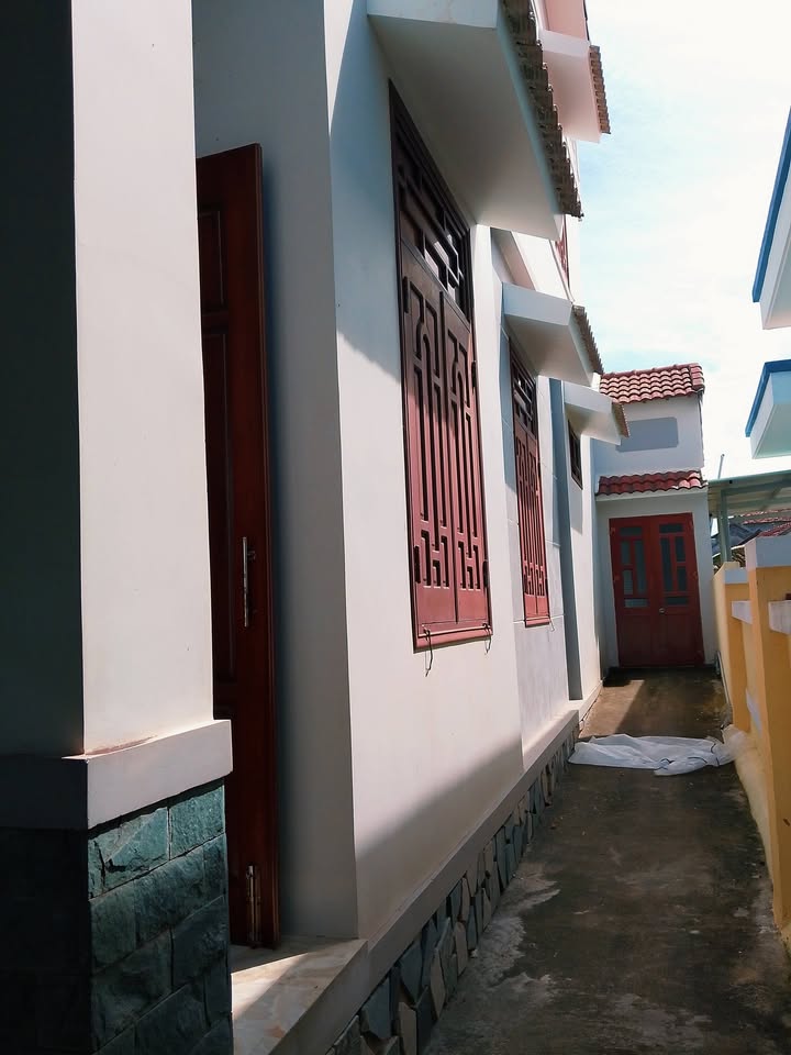 Nhà 2 tầng gần biển Mỹ Quang Bắc, Tuy An, Phú Yên 480m² giá 5.76 tỷ - Cơ hội không thể bỏ lỡ!