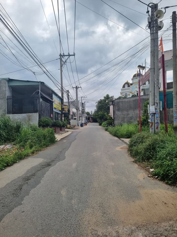 Đất mặt tiền đường Bưng Mua, Trảng Dài 125m² giá 1.05 tỷ - Sổ chung, hướng Bắc!