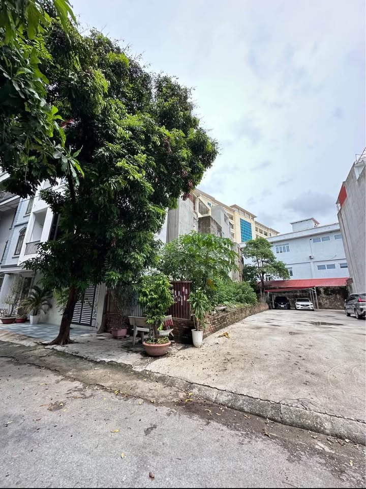 Đất mặt đường Lê Văn Thuyết, Hải Phòng 143m² giá 7.865 tỷ - Vị trí đẹp, kinh doanh thuận lợi!