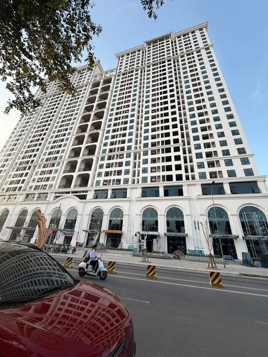 Căn hộ Eden Garden Thái Bình 79m² giá 2 tỷ - Sở hữu góc đẹp hiếm có!