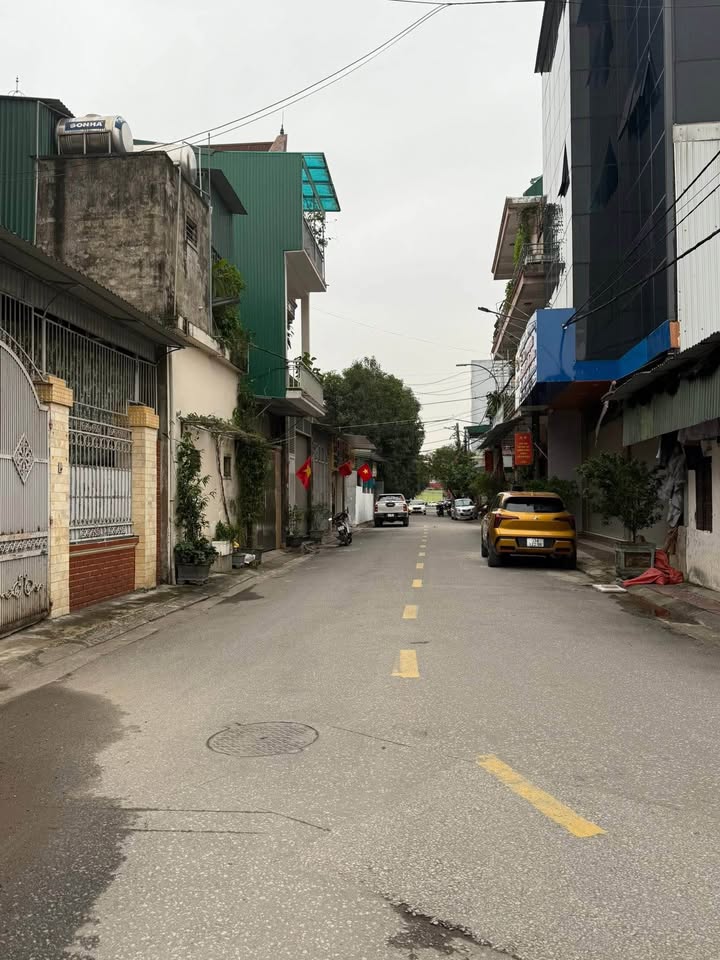 Nhà 2 tầng mặt đường Lê Hồng Phong, phường Hưng Bình, 128m² - Kinh doanh tốt, giá thỏa thuận!