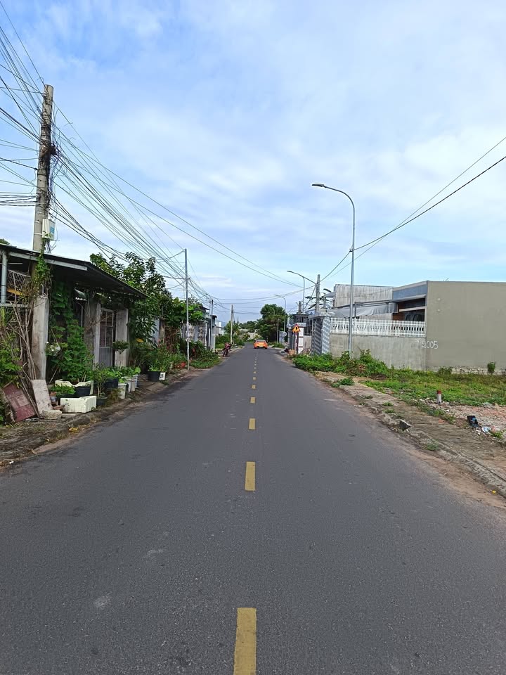 Đất thổ cư 195m² tại đường nhựa số 19, Tam Phước - Giá chỉ 1.85 tỷ, thuận tiện xây dựng và kinh doanh!