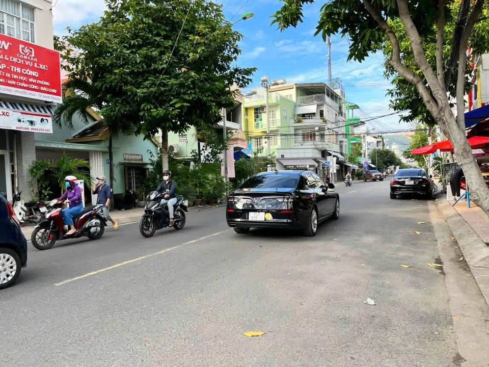 Đất 2 mặt tiền đường Cửu Long, Phước Hòa, Nha Trang 218m² - Vị trí trung tâm, cho thuê 26 triệu/tháng!