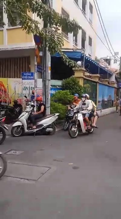 Nhà phố 4 tầng Nguyễn Đình Chính, Phú Nhuận 55.8m² giá 8.48 tỷ - Sổ hồng chính chủ, hoàn công đầy đủ!