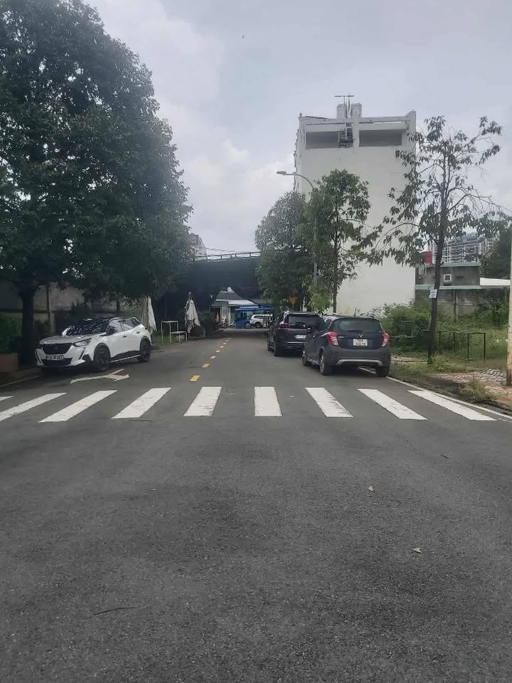 Lô Đất Đẹp 455m² Bình Trưng Quận 2 giá 35 tỷ - Tiềm năng xây dựng biệt thự, CHDV