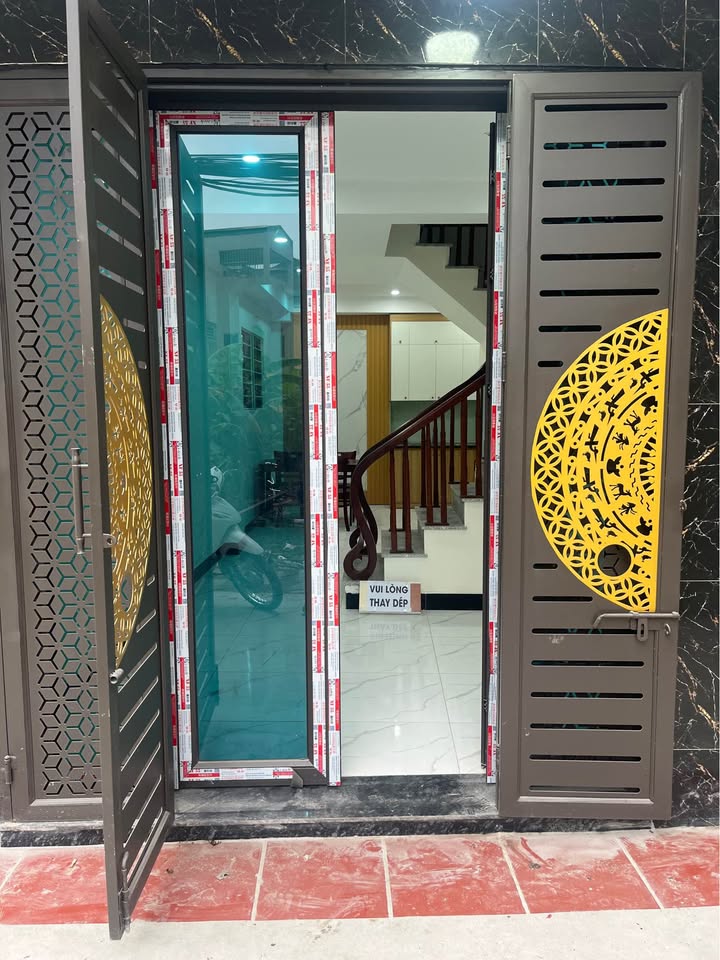 Nhà dân xây Tả Thanh Oai 37m² giá 4.65 tỷ - Lô góc ô tô đỗ cửa!