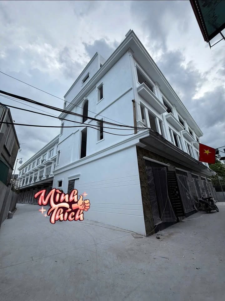 Nhà 3 tầng Thôn Quế Sơn, Dân Hòa 45m² giá 3 tỷ - Ô tô vào tận cửa!